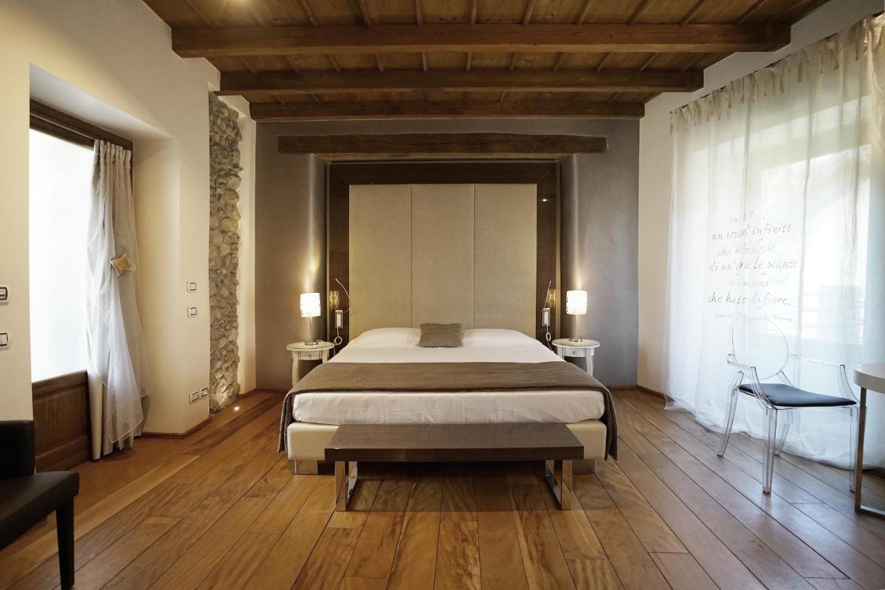Il Portico - 1711 Luxury Guest House Arlate 外观 照片