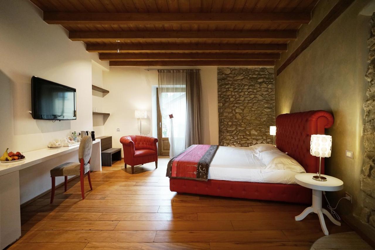 Il Portico - 1711 Luxury Guest House Arlate 外观 照片