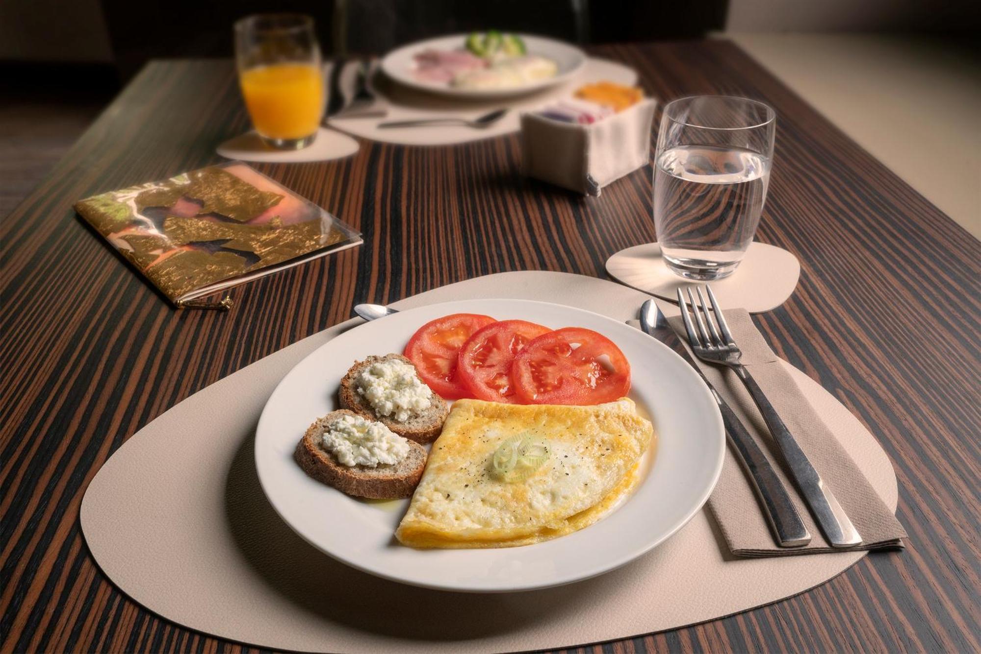 Il Portico - 1711 Luxury Guest House Arlate 外观 照片