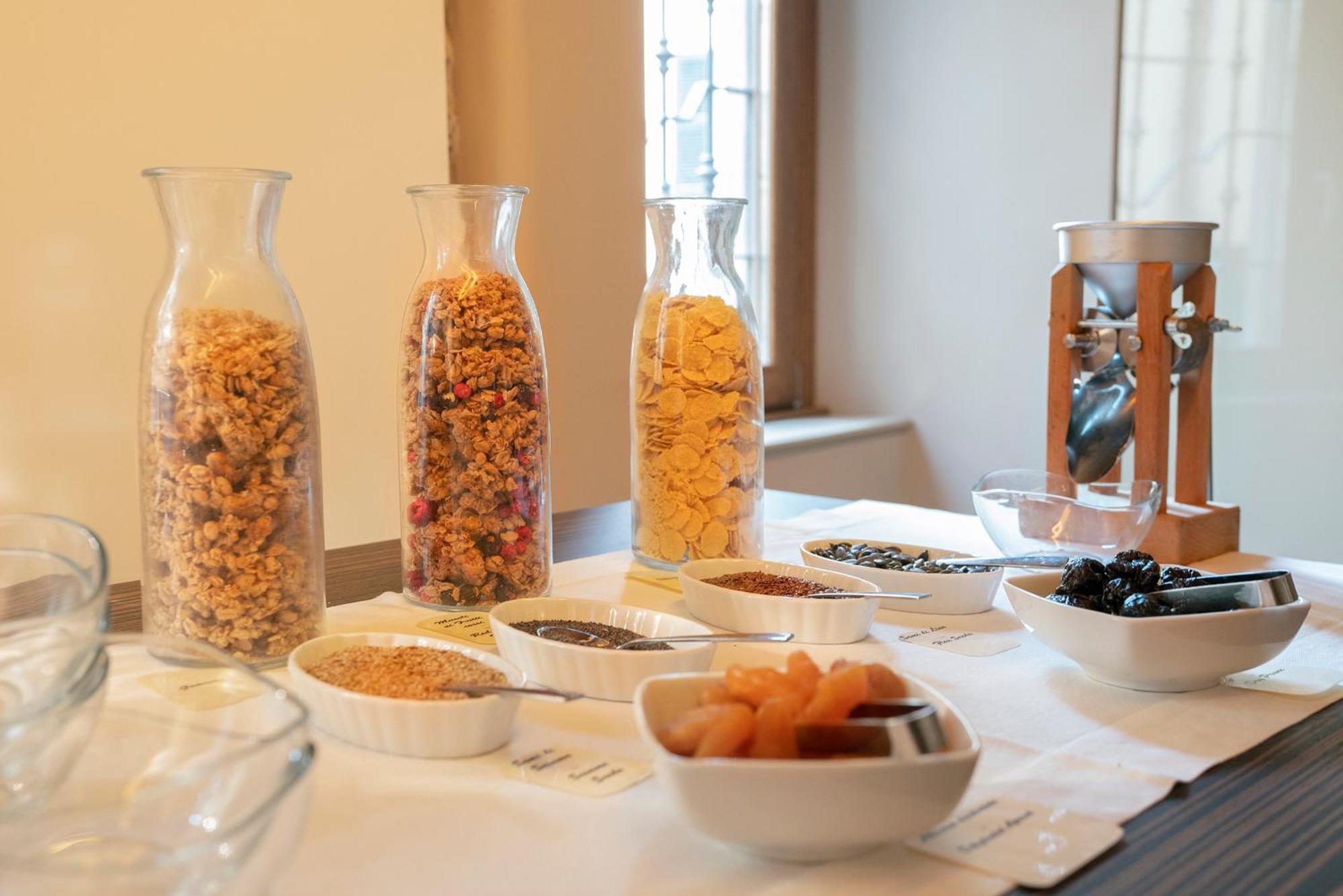 Il Portico - 1711 Luxury Guest House Arlate 外观 照片